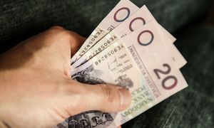 Mając 65 lat przeszedł na emeryturę. Nie płacił składek. Tyle dostaje