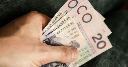Mając 65 lat przeszedł na emeryturę. Nie płacił składek. Tyle dostaje