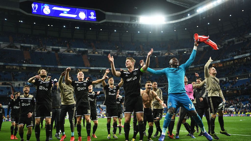Zdjęcie okładkowe artykułu: Getty Images /  / Na zdjęciu: radość piłkarzy Ajaksu Amsterdam