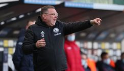 Czesław Michniewicz nie świętuje jeszcze mistrzostwa. Tabela może wyglądać inaczej