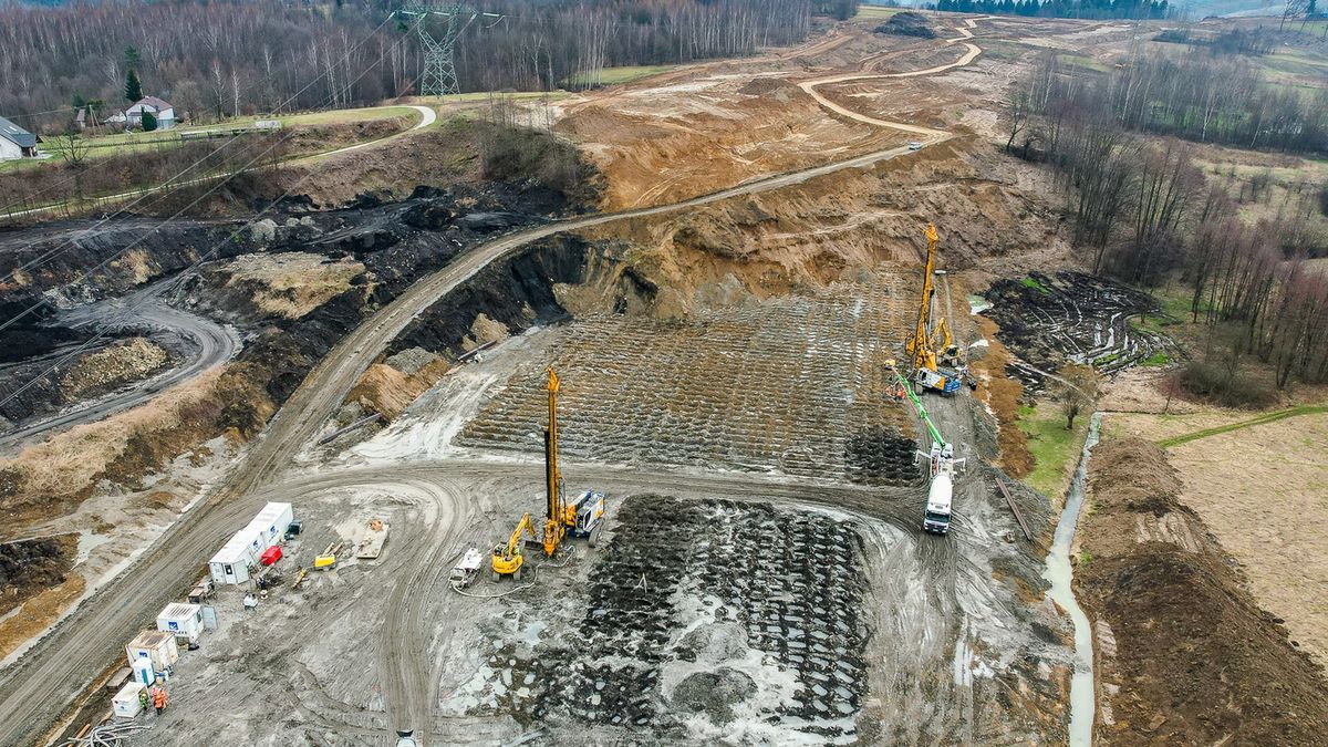 Budowa drogi ekspresowej S19 na odc. Babica - Jawornik, stan realizacji na luty 2024