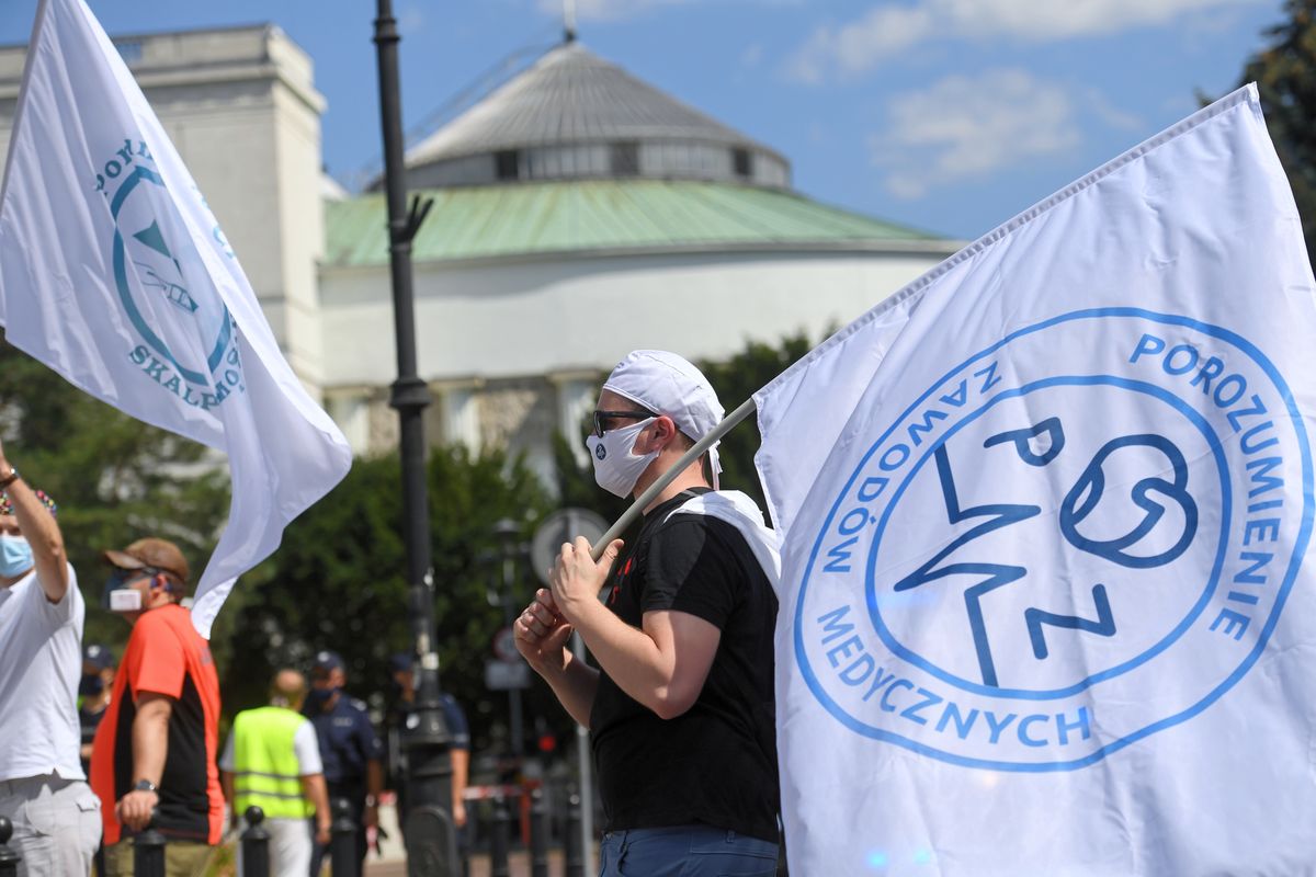 Protest medyków. Bogna Janke boleje nad frekwencją podczas rozmów w Kancelarii Prezydenta 