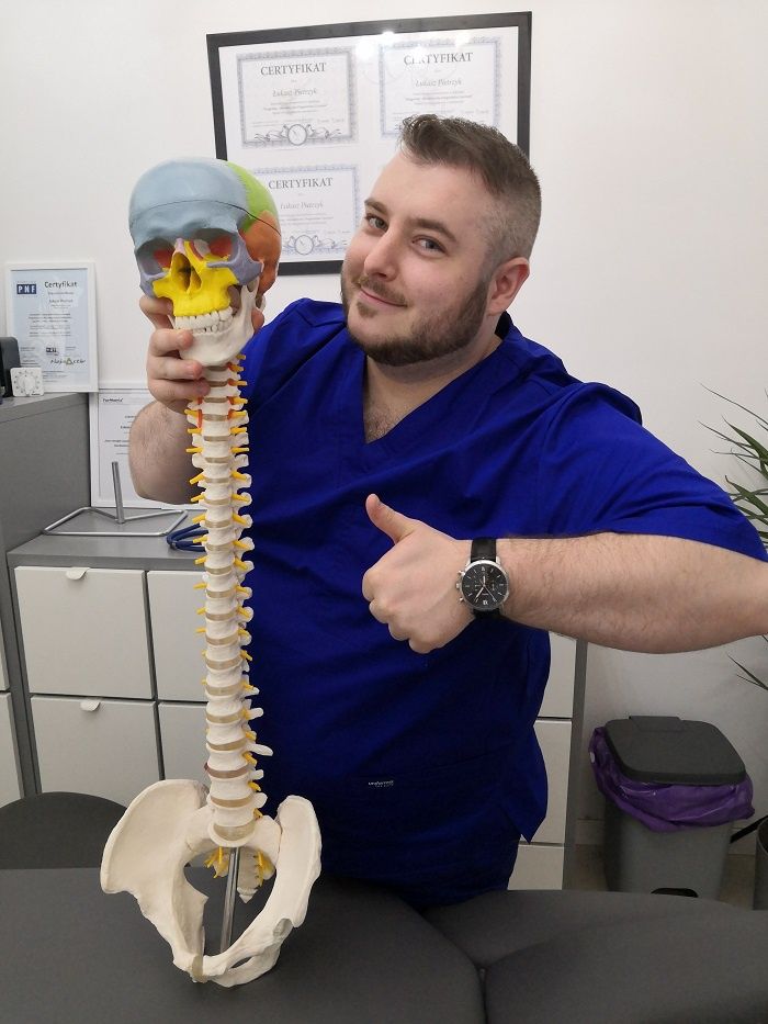 Fizjoterapeuta mgr Łukasz Pietrzyk z Gabinetu Fizjoterapii i Osteopatii Fizjo One