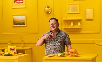 Lipton pokazał spot z Makłowiczem dla WOŚP