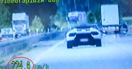 Rozpędził lamborghini na A2 do 224 km/h. Jego tłumaczenia nie przekonały policjantów