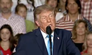 Burza po słowach Trumpa. Mówi o zniszczeniu miast. "Niewielka cena"
