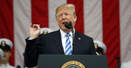 Polacy nie oglądają się na USA. Rząd nadal będzie wspierać handel z Iranem