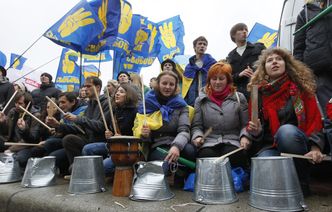 Wybory na Ukrainie. Opozycja nie kończy protestów