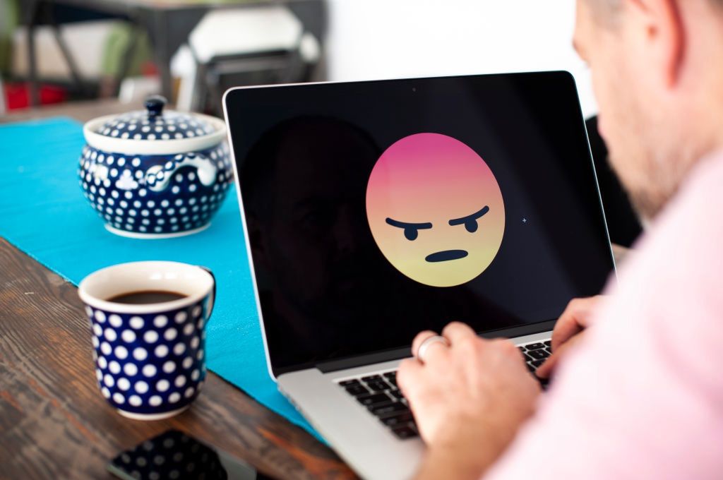 Korzystanie z emoji może świadczyć o twojej słabości.