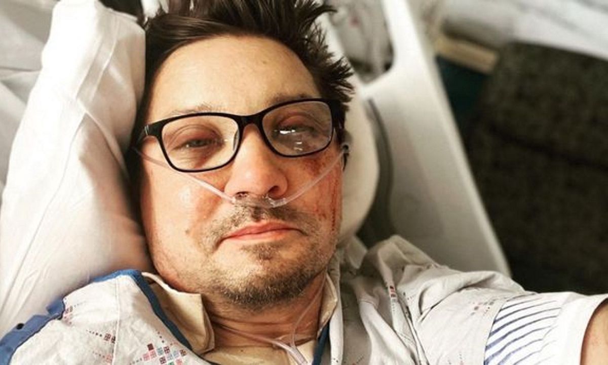 Jeremy Renner uległ poważnemu wypadkowi. Na jaw wychodzą kolejne informacje związane z wydarzeniem