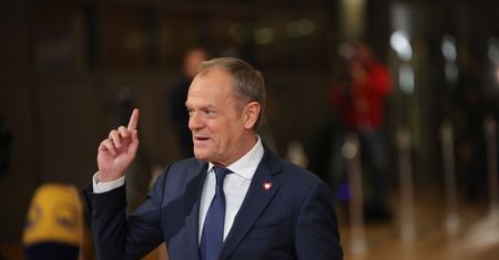 Tusk rozmawia w Brukseli o Ukrainie. "Dla mnie nie do przyjęcia"