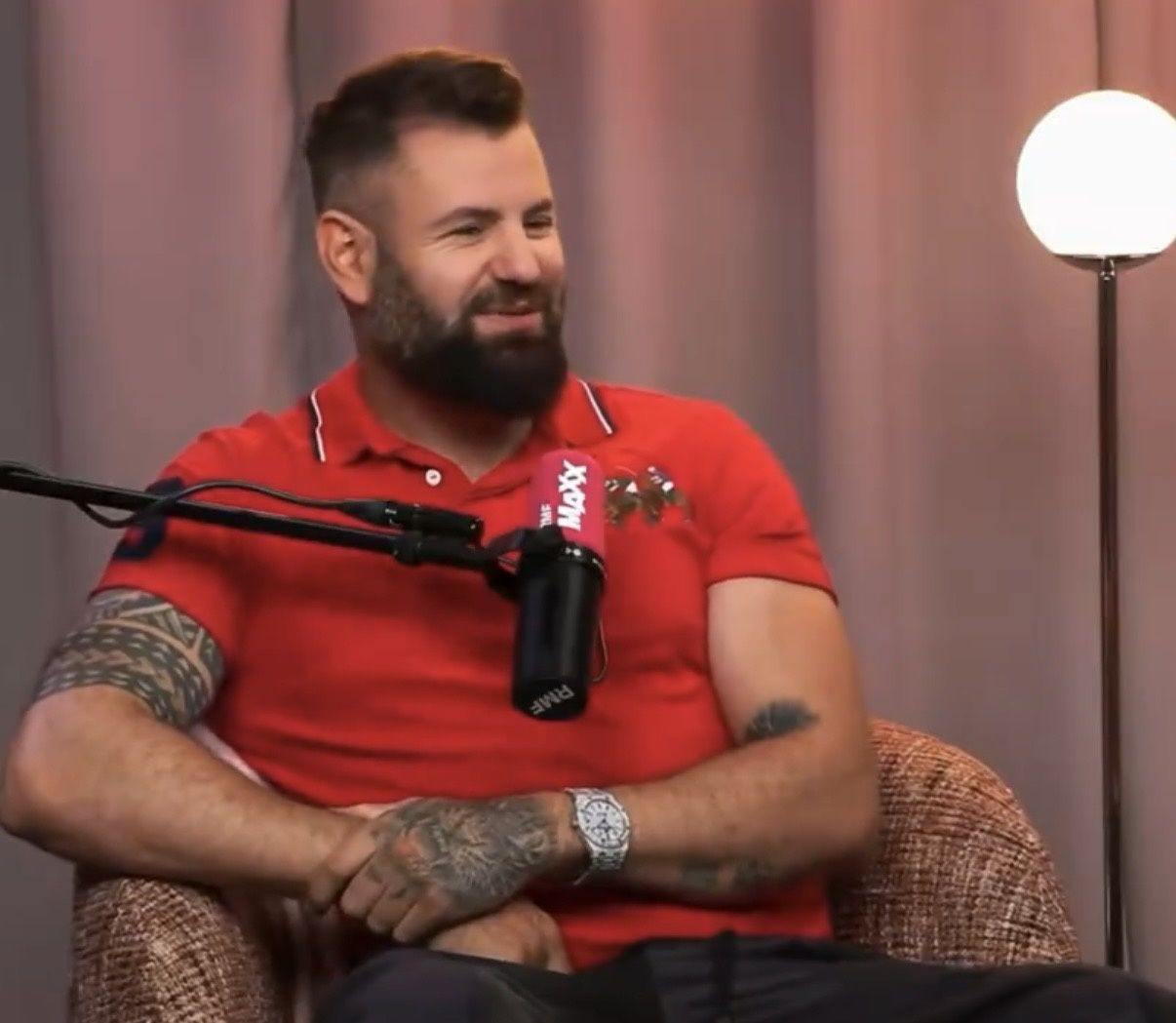Wojtek Gola podczas rozmowy 