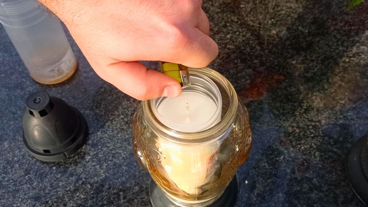 Tak zapalony znicz będzie świecił długo 