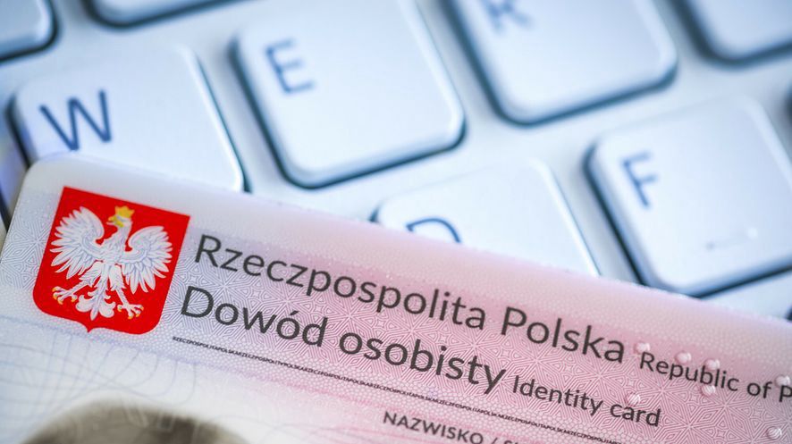 Nie spisałeś się? Fałszywi rachmistrzowie chcą to wykorzystać