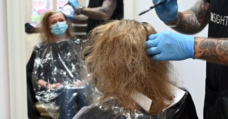 400 złotych to dużo? Oto skąd biorą się ceny w salonach fryzjerskich