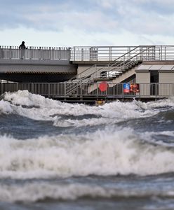 Nowa prognoza. Uderzą w nas silne wichury. Wiatr przekroczy 100 km/h. Idzie też rekord temperaturowy