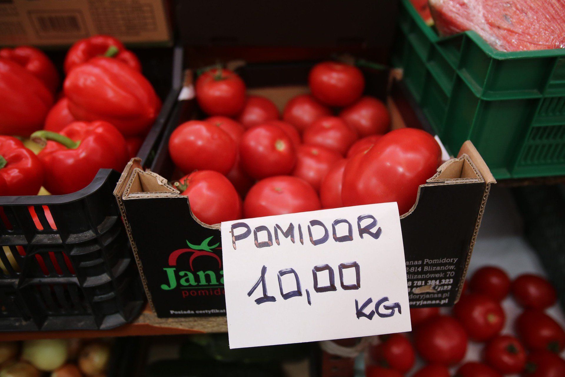 Tyle płaciliśmy za owoce i warzywa na śląskich targowiskach 4 lata temu
