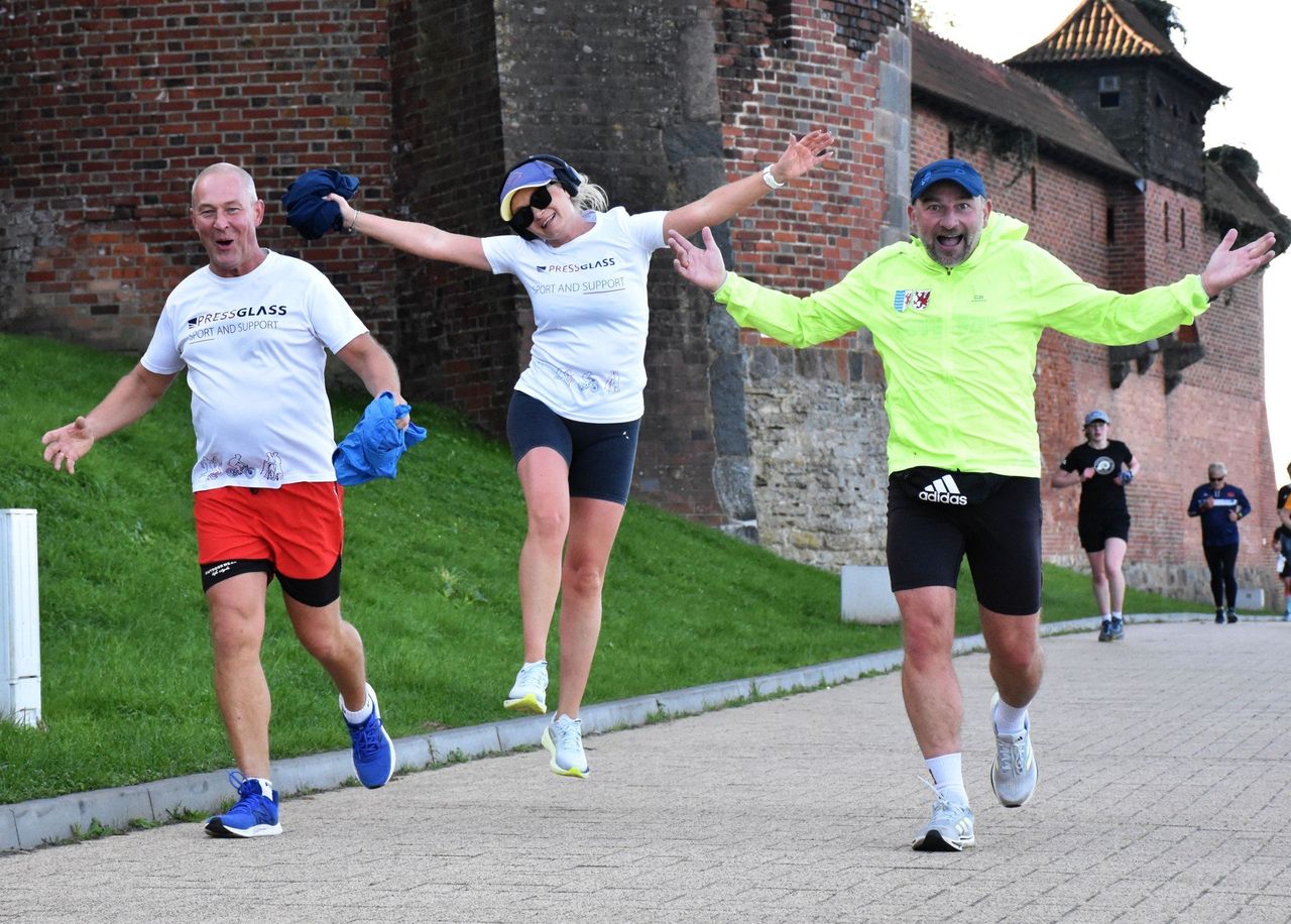 Parkrun "Zamek w Malborku" odbył się po raz 250. Okrągła edycja uczczona dużą frekwencją uczestników