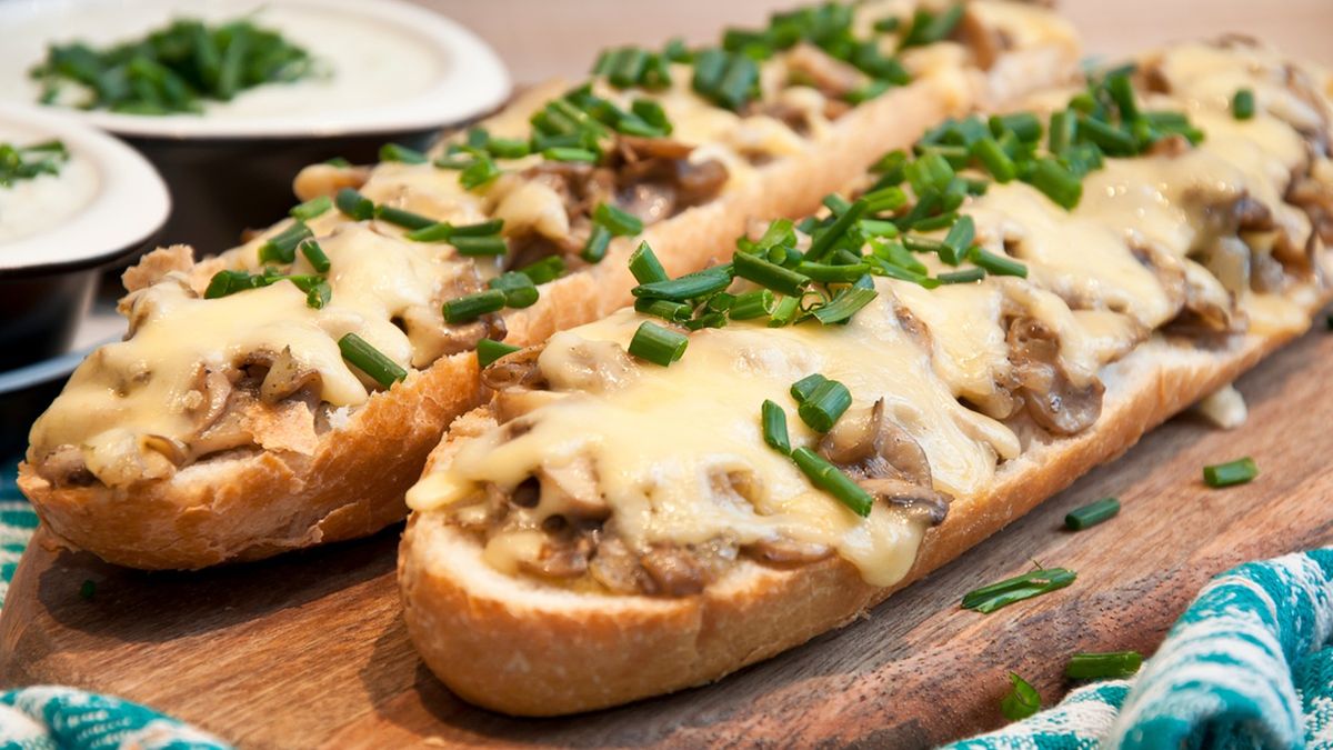 Takie zapiekanki sprzedawali 30 lat temu w budkach