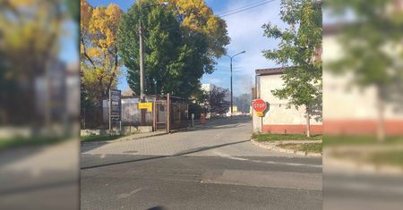 Pożar na terenie zakładu energetycznego PGE Dystrybucja w Lublinie. Na miejscu interweniowali strażacy