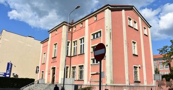 Chorzów chce sprzedać dawną siedzibę miejskiego muzeum. "Dalsze utrzymywanie budynku niecelowe". Teraz decyzja należy do radnych