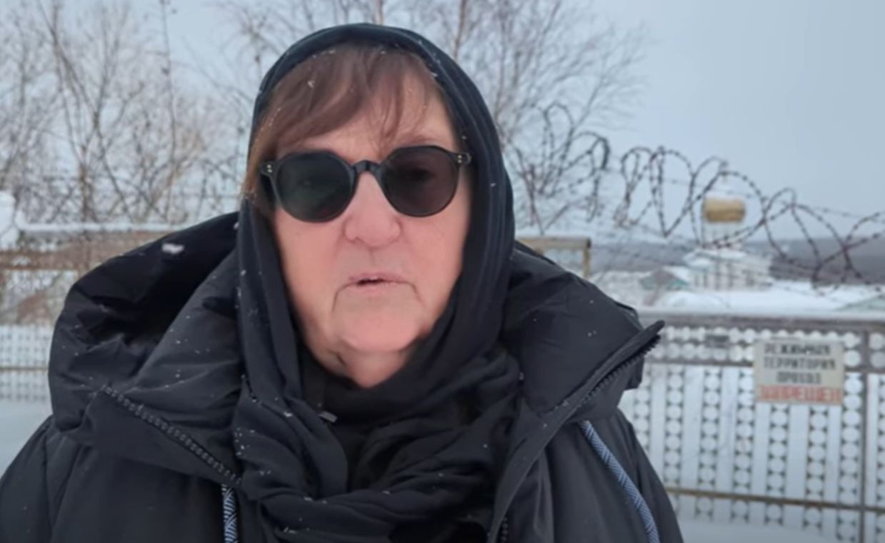 Mother of late opposition leader Alexei Navalny demands Putin for her son's body release