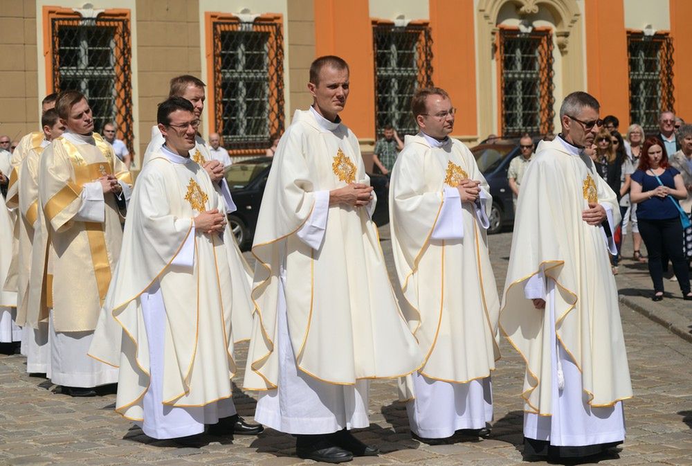 Fundusz Kościelny rekordowo wysoki. Niemal 159 mln zł na ZUS duchownych