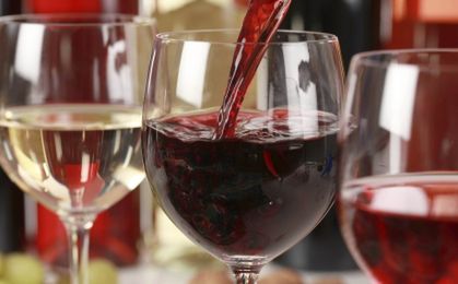 Rosja grozi Mołdawii embargiem na import wina