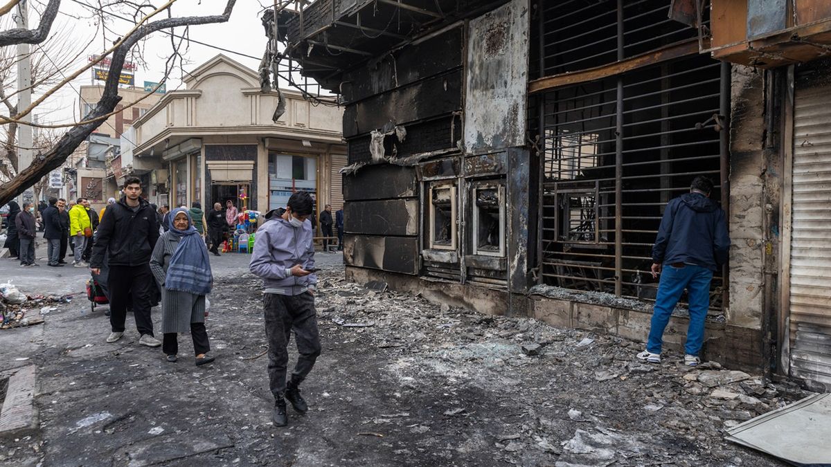 Masowe protesty w Iranie.