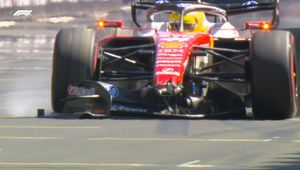 Kuriozalne sceny z Hamiltonem w F1. Rozbił bolid, nie posłuchał inżyniera