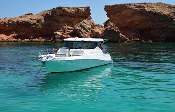 Tragedia u wybrzeży Omanu. Trzech turystów nie żyje po wywróceniu łodzi