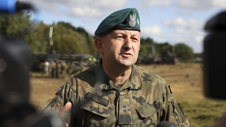 Gen. Gromadziński odwołany
