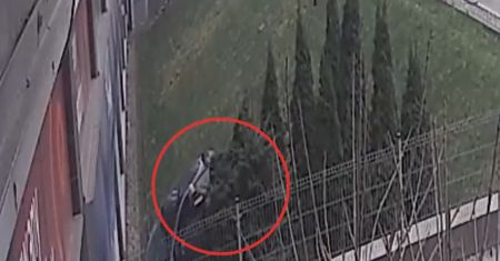Koszmarny wypadek we Wrocławiu. Policjant uratował życie mężczyzny