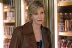 ''Angel From Hell'': Sitcom Jane Lynch później niż zapowiadano