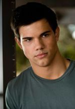 Porwany Taylor Lautner zachwyci nastolatki