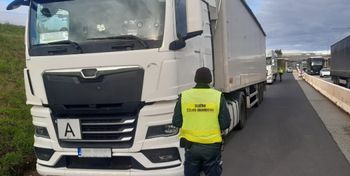 Dolnośląskie: KAS udaremniła przewóz 37 ton odpadów z Niemiec