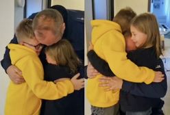 Wrócił do domu po tygodniach służby na granicy. Dzieci nie mogły powstrzymać łez