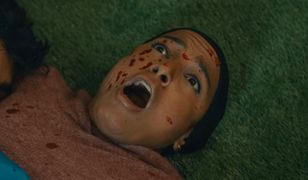 Krwawe sceny w nowym serialu Netfliksa. "Ciała" wciągają