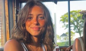 Ogłosili ją "przeciętnie piękną". Tak obecnie wygląda Evelyn Smith