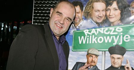 Nie uwierzycie, z kim spokrewniony jest Cezary Żak. Ależ zaskoczenie