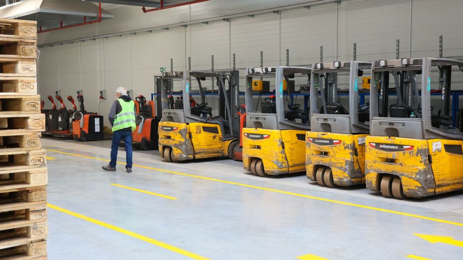 W logistyce szczególnie poszukiwani są operatorzy wózków widłowych