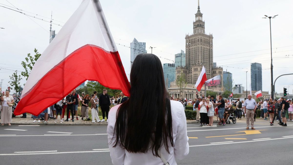 Marsz Powstania Warszawskiego 2025
Fot. Wojciech Olkusnik/East News, Warszawa, 01.08.2025. Obchody 81. rocznicy Powstania Warszawskiego.  Marsz Powstania Warszawskiego 2025, organizowany przez Stowarzyszenie Marsz Niepodleglosci.
Wojciech Olkusnik