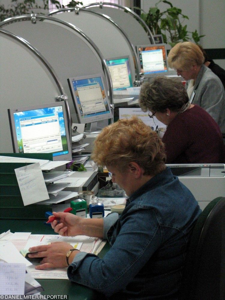 Presja płacowa w budżetówce. Urzędnicy i nauczyciele domagają się podwyżek