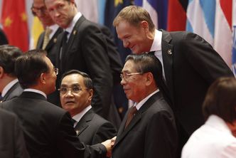 Tusk był w Azji. Interesują się Polską