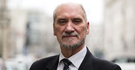 Jest decyzja ws. Macierewicza. "W trybie natychmiastowym"