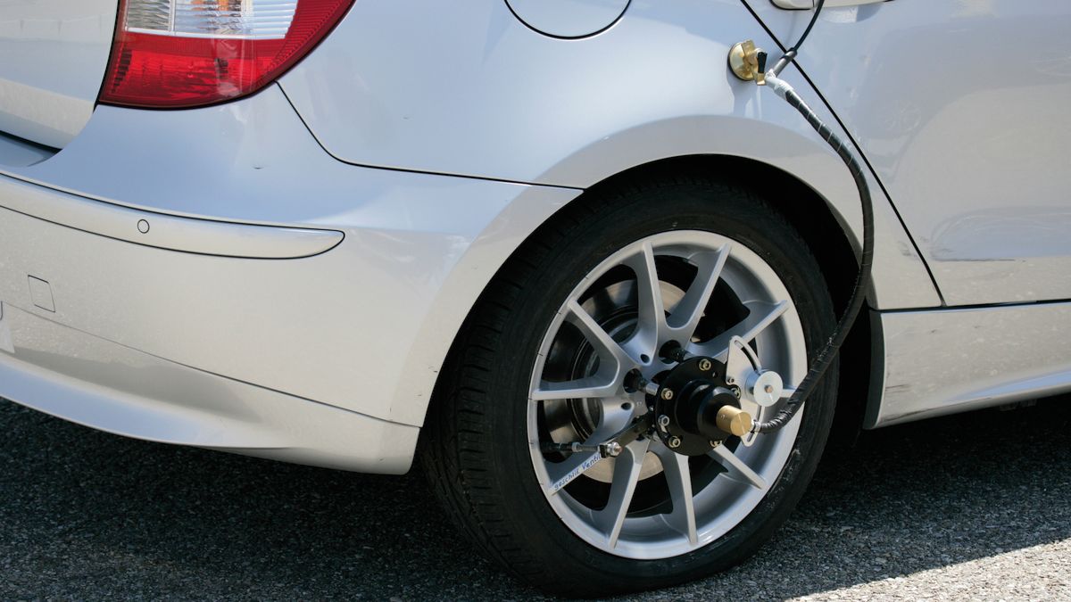 Opona typu run on flat podczas testów