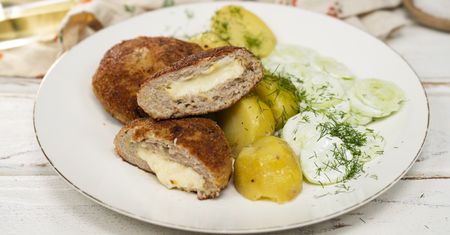 Z naszym przepisem dnia zrobisz lepsze mielone niż u mamy. Sekretem jest konkretny składnik