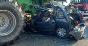 Auto zgniecione przez kombajn. Tragiczny wypadek