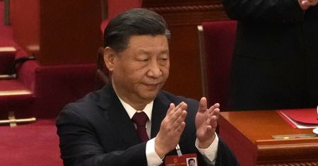 Władze Chin otwierają granice dla turystów po raz pierwszy od 2020 roku