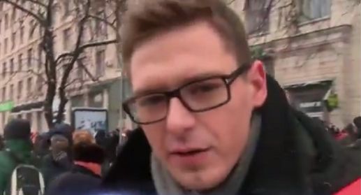 Relacja TV Republiki z Kijowa podbija internet i dzieli dziennikarzy (wideo)